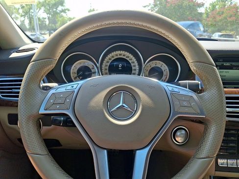 Used 2014 Mercedes-Benz CLS 550 4MATIC image 19