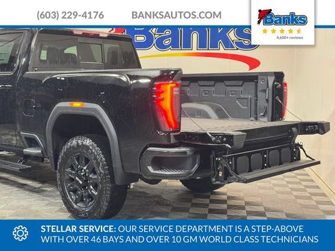 New 2026 GMC Sierra 2500 AT4 w/ AT4 Preferred Package AWD/4WD image 9