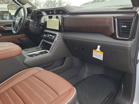 New 2026 GMC Sierra 3500 Denali Ultimate image 30