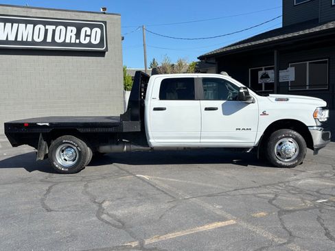Used 2024 RAM 3500 SLT w/ Quick Order Package 2YG SLT AWD/4WD image 5
