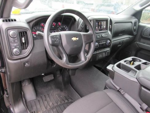 Used 2025 Chevrolet Silverado 1500 Custom image 15