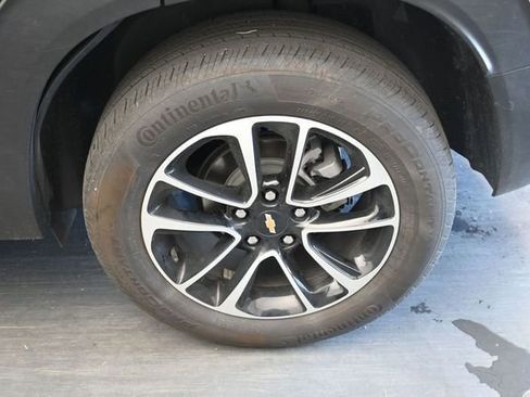 Used 2024 Chevrolet TrailBlazer LT w/ LT Cold Weather Package AWD/4WD image 12