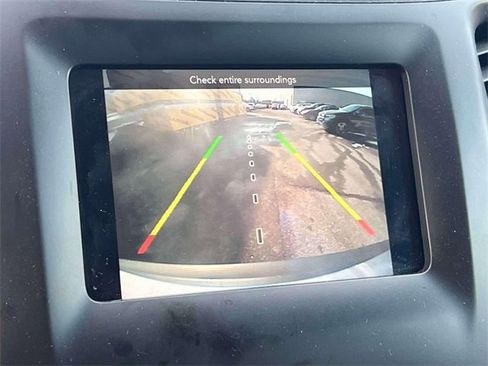 Used 2019 Jeep Cherokee Latitude Plus image 32