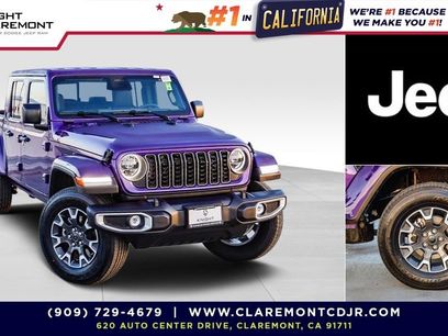 New 2026 Jeep Gladiator Sport