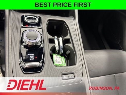 New 2026 Jeep Cherokee Limited AWD/4WD image 34