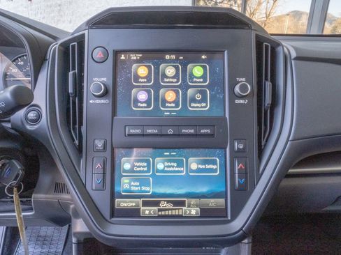 Certified 2025 Subaru Impreza 2.0i image 11