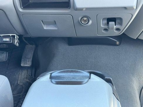 Used 2005 Ford F250 King Ranch AWD/4WD image 15