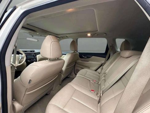 Used 2014 Nissan Rogue SL w/ SL Premium Package image 18