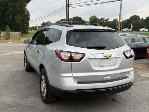 Used 2016 Chevrolet Traverse LT AWD/4WD image 5