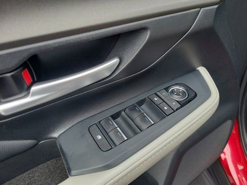 Certified 2024 Toyota Grand Highlander XLE FWD image 17