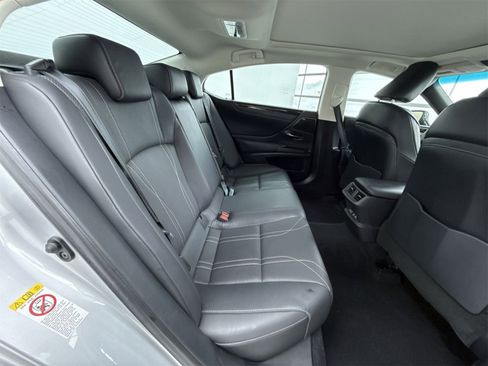 Used 2019 Lexus ES 350 Luxury image 46