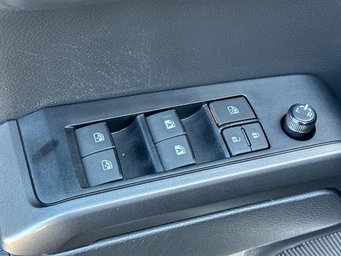 Certified 2023 Toyota Tacoma TRD Sport w/ Black Out Package (TMS) image 15