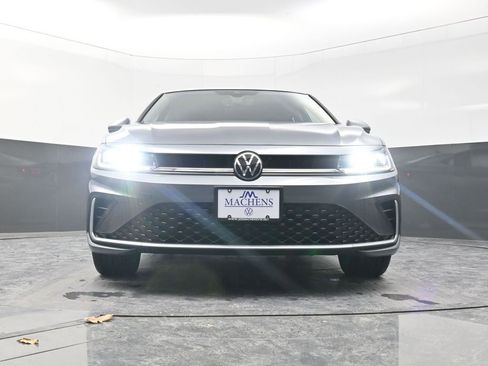 New 2026 Volkswagen Jetta SE FWD image 22