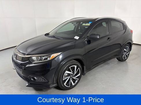 Used 2020 Honda HR-V Sport image 6