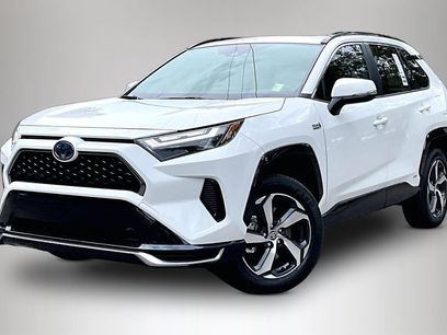 Used 2024 Toyota RAV4 SE w/ Weather & Moonroof Package