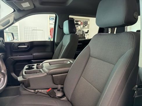 Used 2019 Chevrolet Silverado 1500 Custom Trail Boss w/ Custom Convenience Package image 14