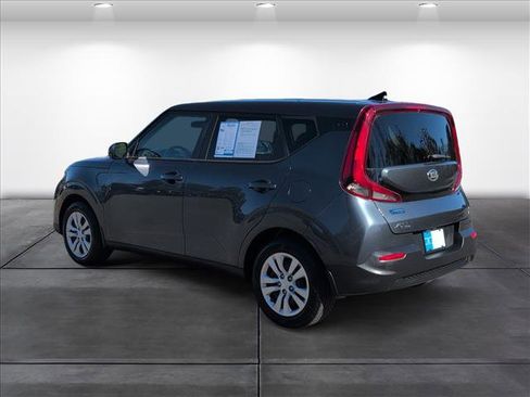 Used 2020 Kia Soul LX image 3