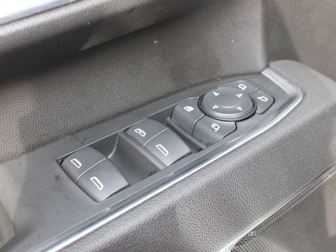 Used 2025 Chevrolet Silverado 2500 LT w/ Safety Package AWD/4WD image 12