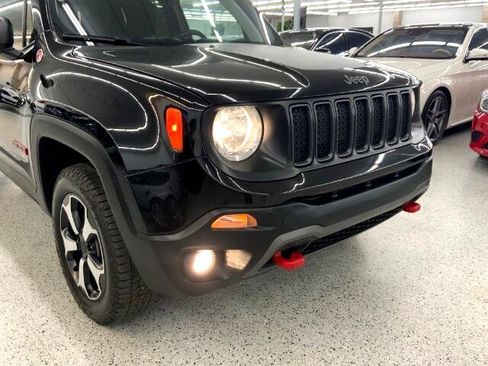 Used 2019 Jeep Renegade Trailhawk image 36