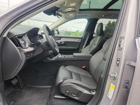 Used 2026 Volvo XC90 B6 Ultra w/ Protection Package Premier AWD/4WD image 13