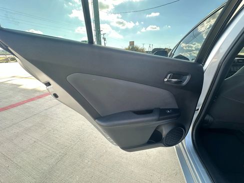 Used 2016 Toyota Prius Two image 32