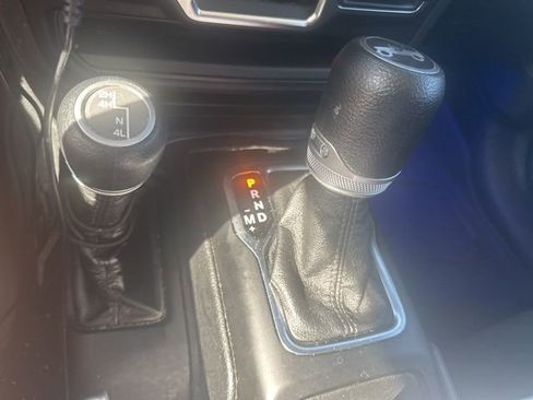 Used 2020 Jeep Wrangler Unlimited Sport image 17