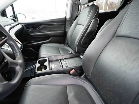 Used 2023 Honda Odyssey Elite image 10