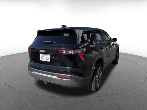 Used 2025 Chevrolet Equinox LT AWD/4WD image 14