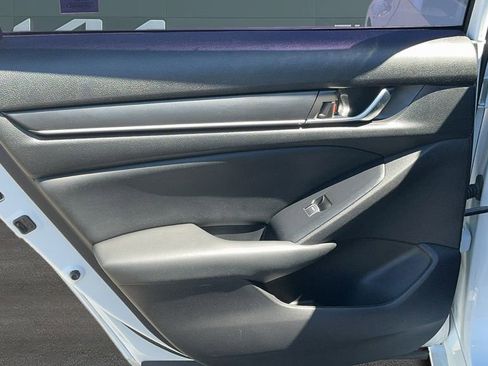 Used 2022 Honda Accord Sport image 14