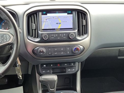 Used 2018 Chevrolet Colorado Z71 image 27