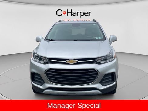 Used 2019 Chevrolet Trax LT w/ LT Convenience Package AWD/4WD image 8