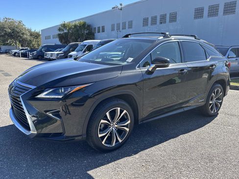 Used 2019 Lexus RX 450h AWD image 7