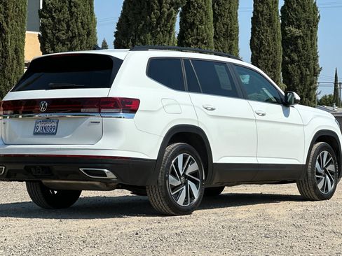 Certified 2024 Volkswagen Atlas SE AWD/4WD image 4