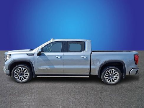 Used 2025 GMC Sierra 1500 Denali Ultimate AWD/4WD image 6