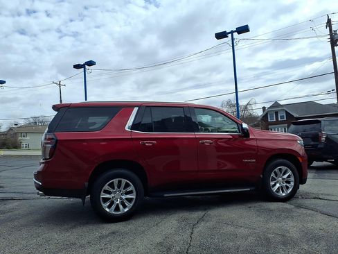 Used 2024 Chevrolet Tahoe Premier AWD/4WD image 2