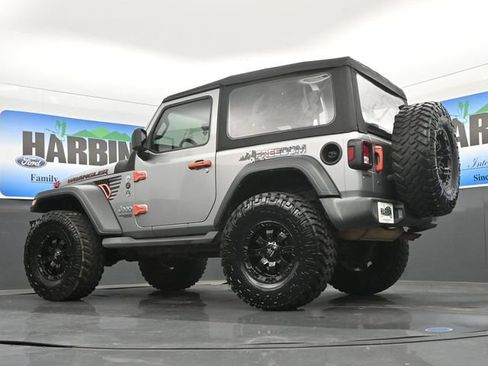 Used 2018 Jeep Wrangler Sport AWD/4WD image 21