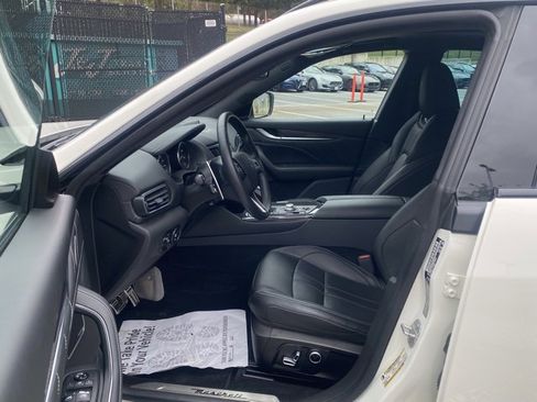 Used 2021 Maserati Levante S GranSport image 21