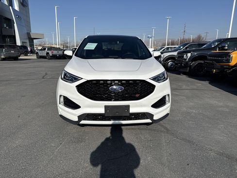 Used 2022 Ford Edge ST w/ Equipment Group 401A image 8