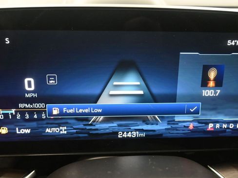 Used 2025 Chevrolet Tahoe Premier image 23