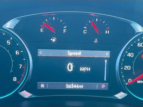 Used 2024 Chevrolet Traverse LT FWD image 12