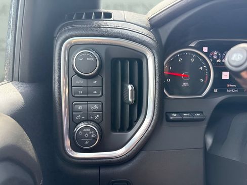 Used 2023 Chevrolet Silverado 3500 High Country AWD/4WD image 26