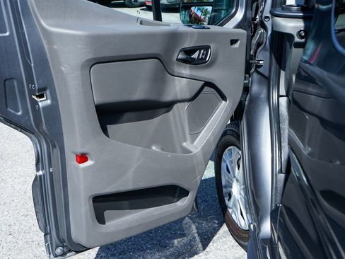 Used 2023 Ford Transit 350 XLT RWD image 18
