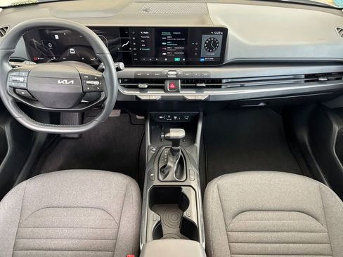 Used 2025 Kia K4 EX FWD image 13