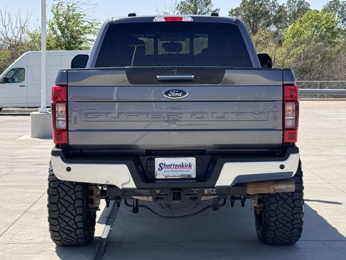 Used 2022 Ford F250 Lariat w/ Lariat Value Package AWD/4WD image 5