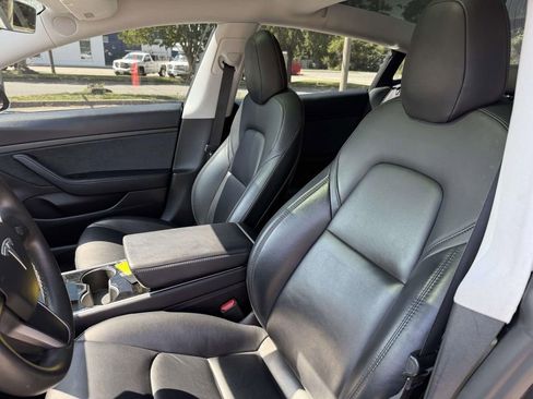 Used 2020 Tesla Model 3 RWD image 11
