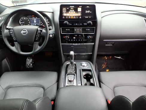 Certified 2024 Nissan Armada SL w/ Midnight Edition Package image 17
