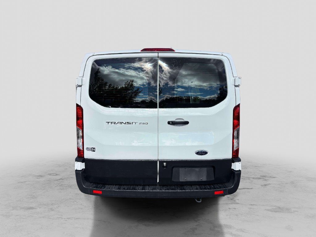 Used 2025 Ford Transit 250 Low Roof w/ Exterior Upgrade Package RWD image 4