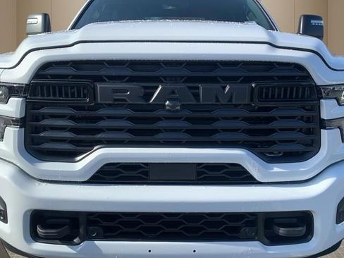 New 2026 RAM 2500 Big Horn AWD/4WD image 10