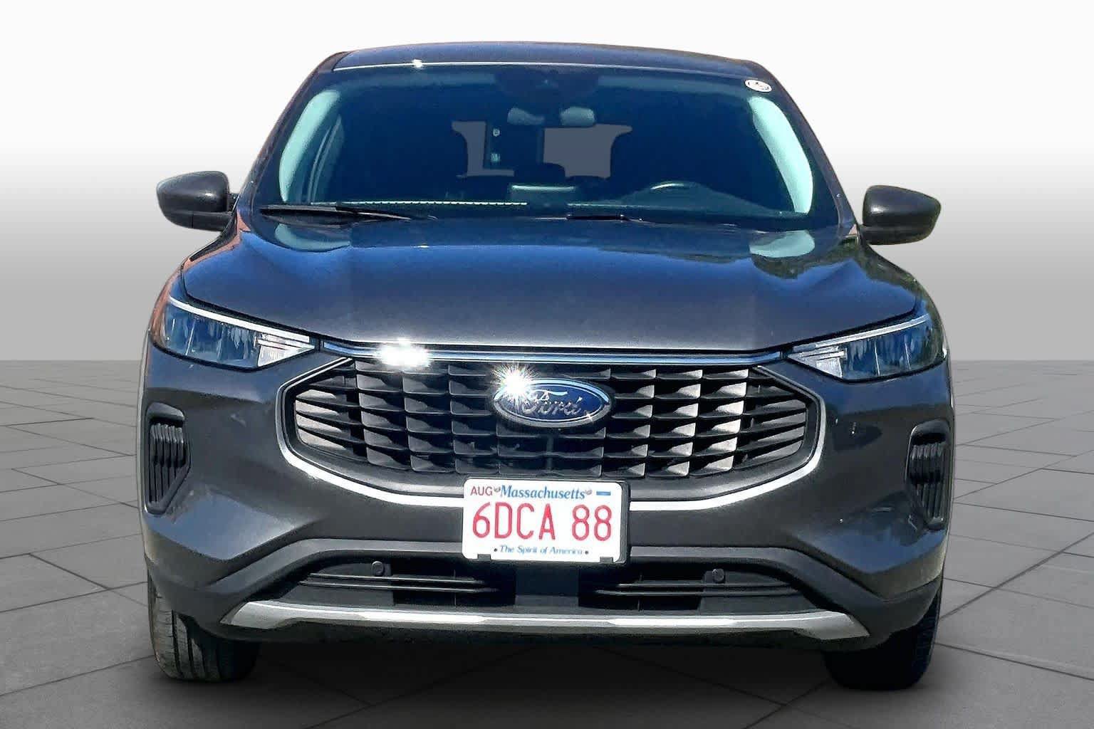 Used 2025 Ford Escape Active AWD/4WD image 4