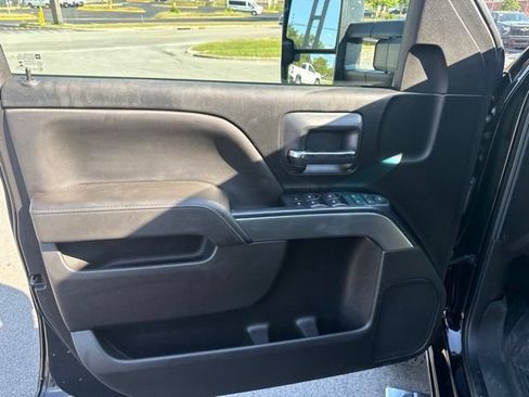 Used 2018 Chevrolet Silverado 2500 LT w/ LT Convenience Package AWD/4WD image 15